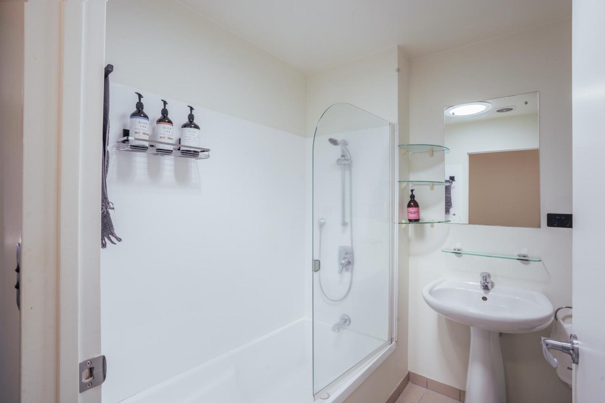 Auckland City Escape Modern Home With Spa Pool Bagian luar foto